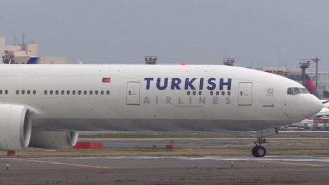 トルコ航空　TC-JJA